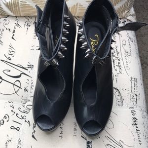 Black platform shoes